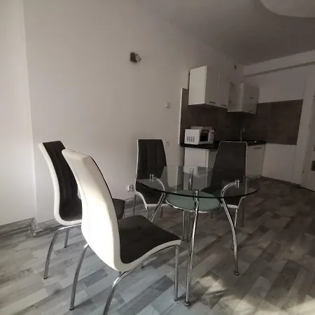Apartmán Wygodny S4 *
