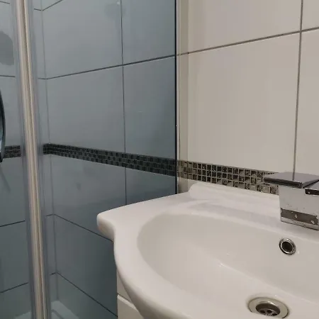 Wygodny S4 Apartmán *